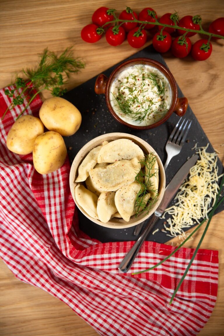 Wareniki mit Kartoffeln und Käse